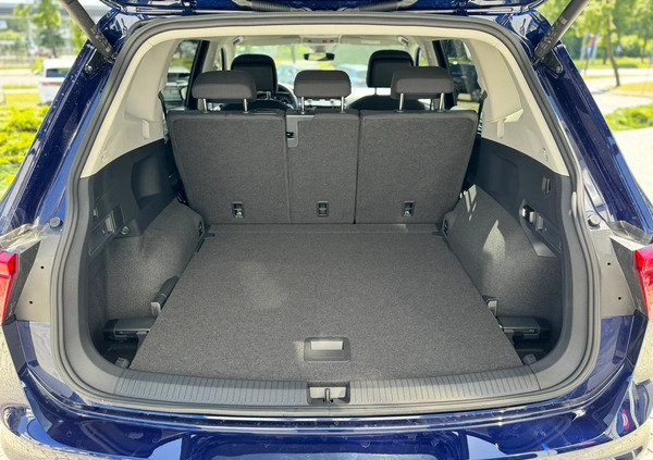 Volkswagen Tiguan Allspace cena 179760 przebieg: 10, rok produkcji 2024 z Ostrów Mazowiecka małe 466